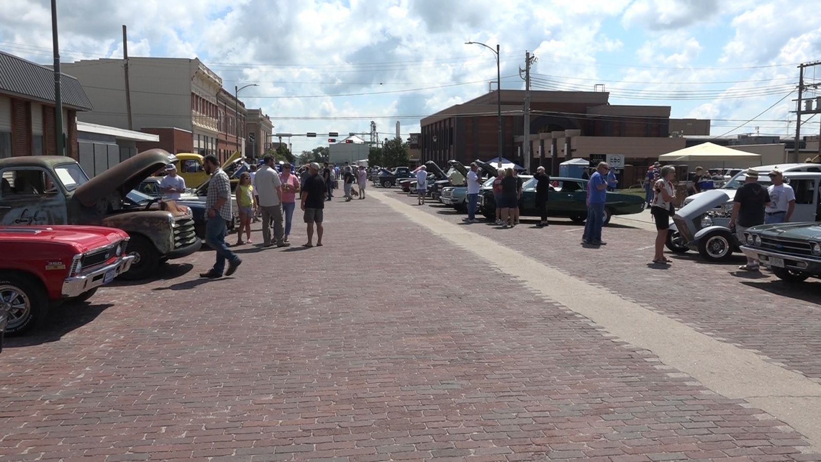 Crowing Motors Car Show Concludes Chicken Show Weekend, Some Saturday