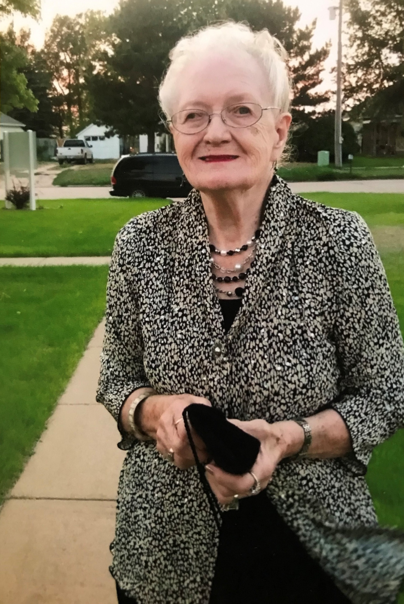 Funeral Services for Helen Rutz, age 97