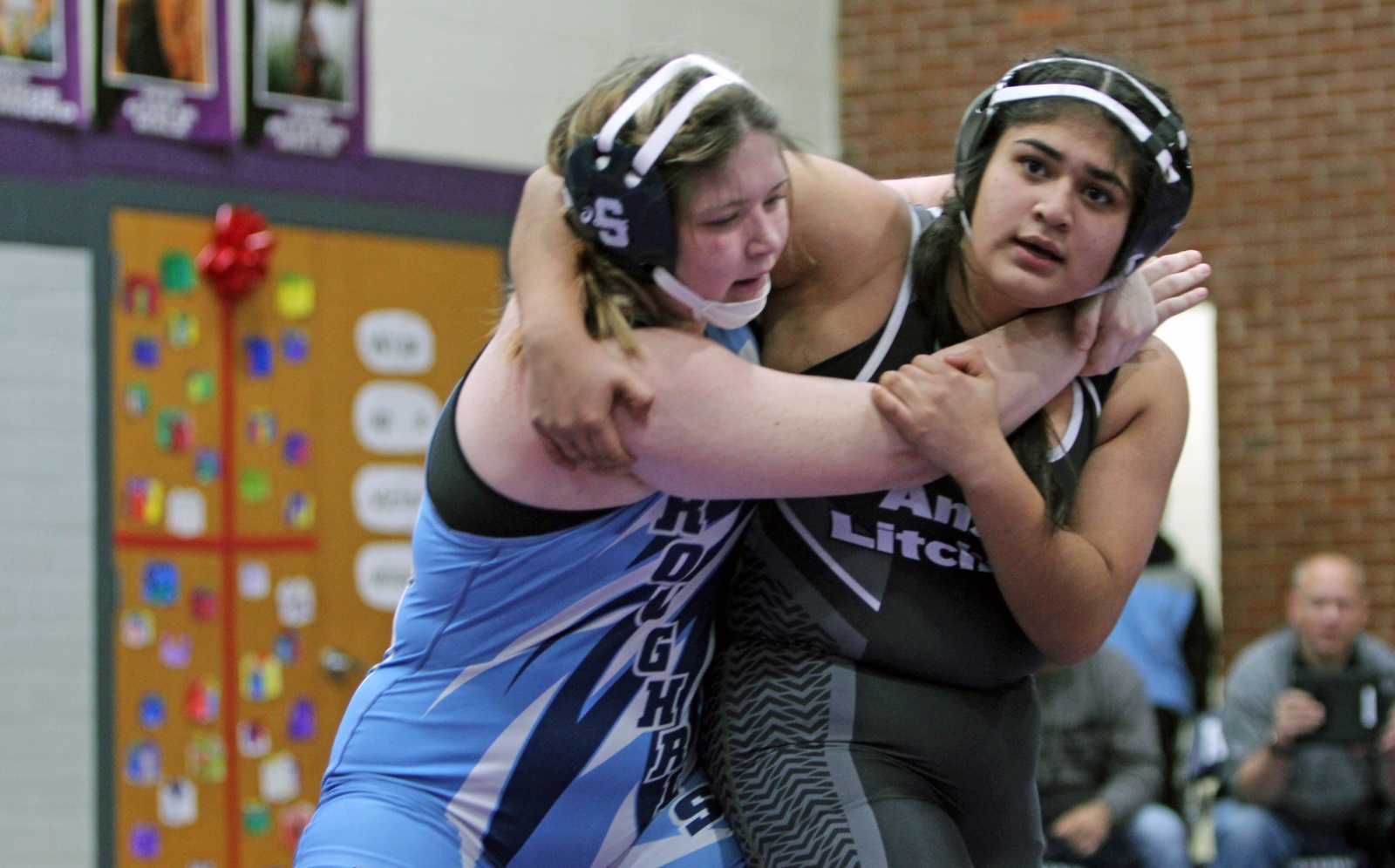 Ansley/Litchfield and Burwell Compete at Axtell Wrestling Invite WDN