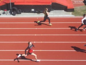 Broken Bow Girls Finish 2nd and Bow Boys Tie for 2nd at Broken Bow Track Invite
