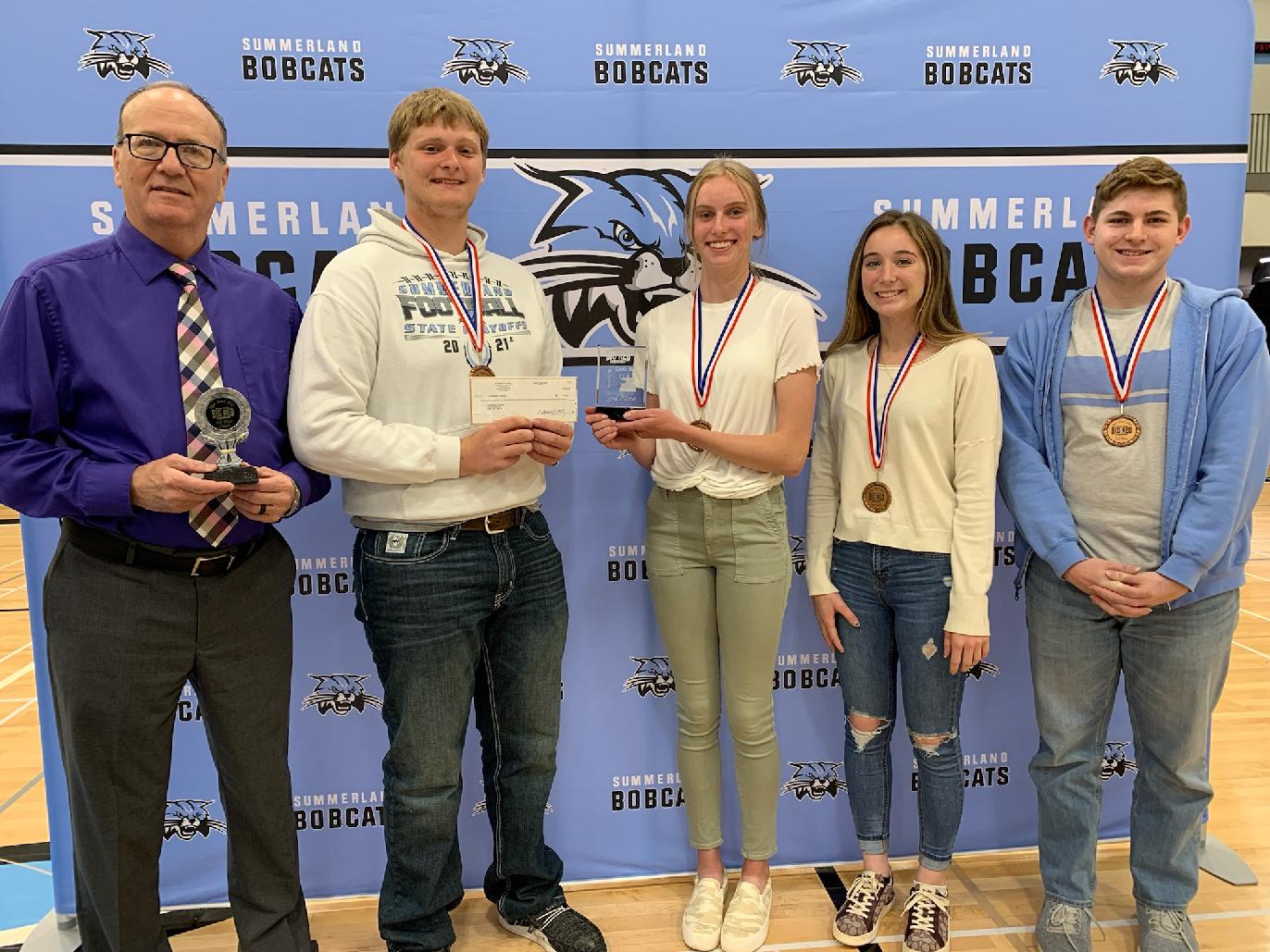 Summerland Quiz Bowl Team Award Presentation WDN Wayne Daily News