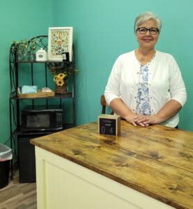 New Business Opens in Hotel Custer