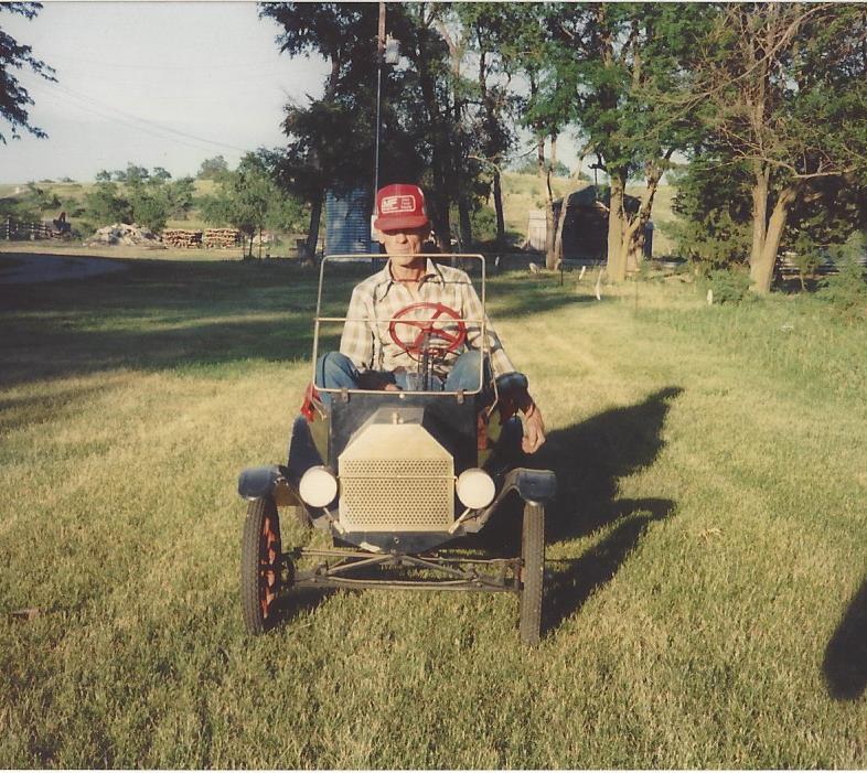 Funeral Services foe Dale Grint, age 87