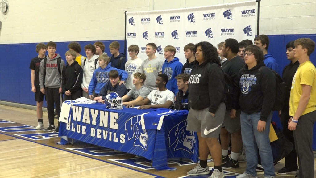 Phelps, Agoumba Host Signing Event At Wayne High, Both Excited To Join  Already Talented Wide Receiver Group At Wayne State College | WDN – Wayne  Daily News – Wayne, Nebraska