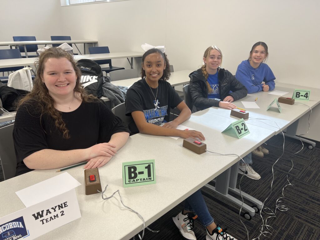 Wayne High Team Ties For Fifth During Nebraska Science Bowl WDN