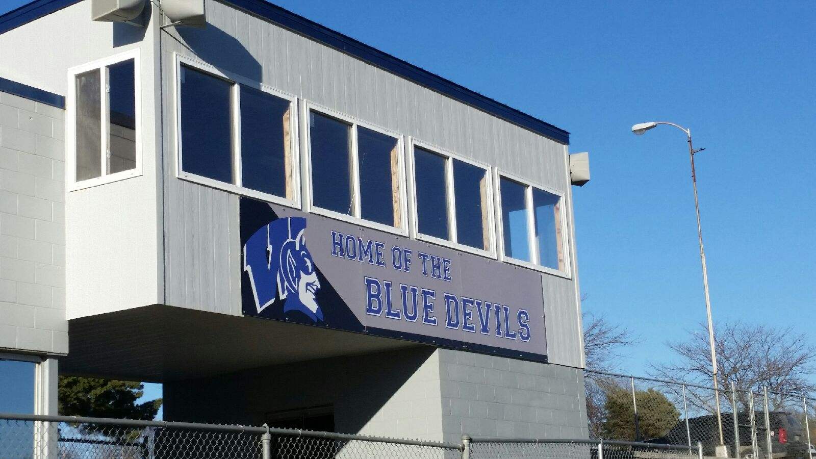 Miller Wins TwoMile And Ley Takes First In Pole Vault For Wayne Boys