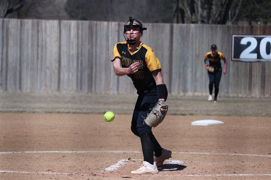 Extra Base Hits Result In Two Road Victories For WSC WDN Wayne
