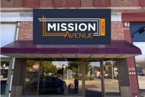 Broken Bow Crossroads Mission Avenue Thrift Store Ribbon Cutting Celebration