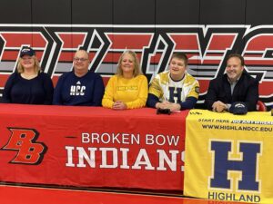 Broken Bow hosts first Esport Scholarship signing for Dane Sidel