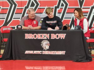 Max Denson of Broken Bow Officially Signs to Play Baseball for Northeast CC