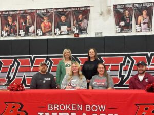 Broken Bow Senior Trinity Erickson Signs to Join Hastings College Cheer Program