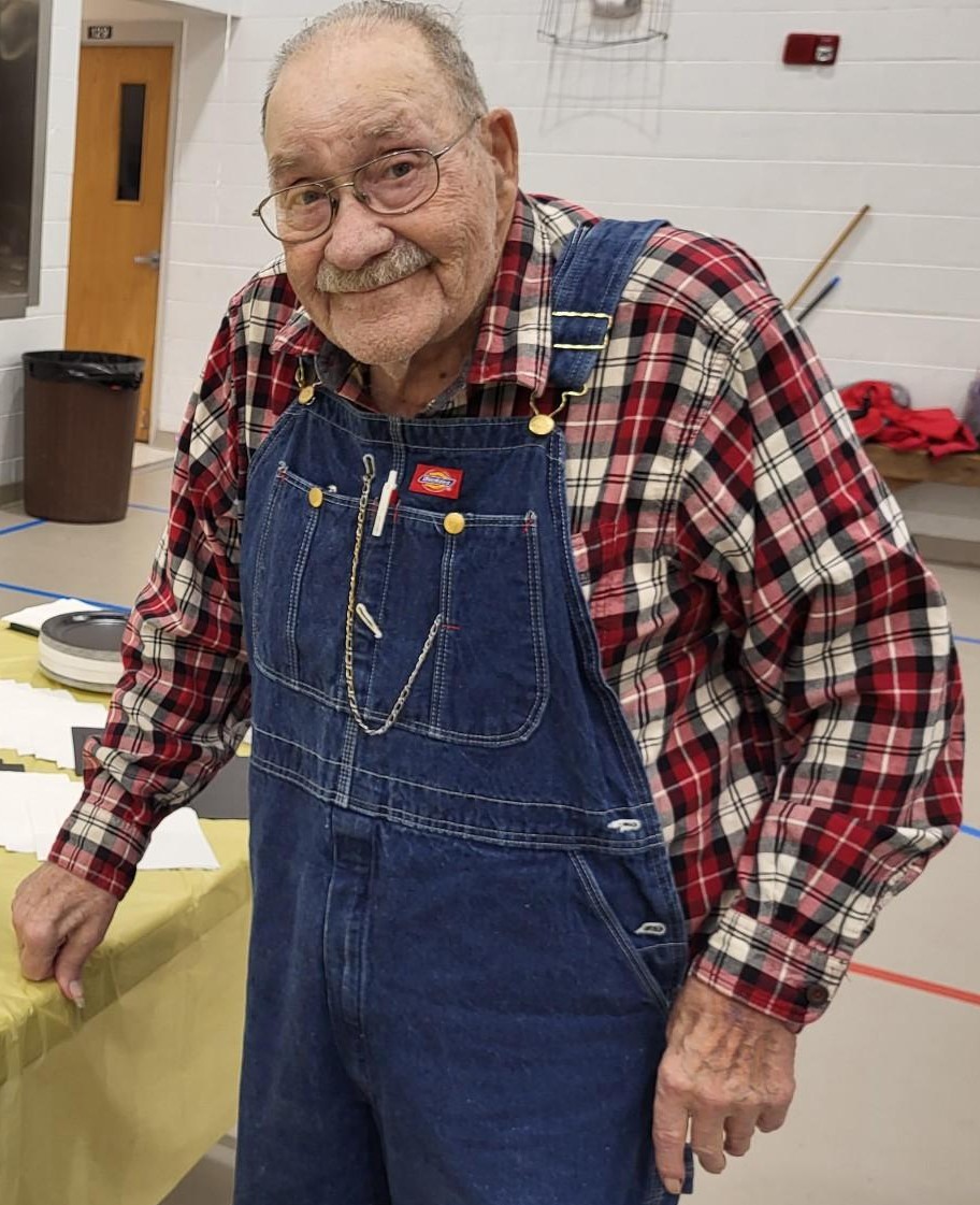 Funeral Services for Fred Clang, Jr, age 92