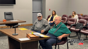 Custer County Supervisors pass on signing contracts totaling over $70,000
