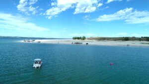 Body of adult man recovered from Lake Mac