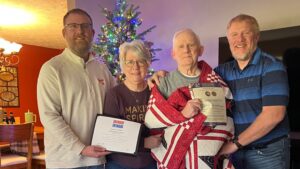 Oeltjen Awarded Quilt of Valor and Vietnam Pin for Service