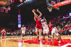 Mast Leads Huskers Past Rutgers