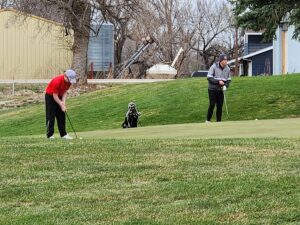 Broken Bow Wins Boys Golf Triangular with Cozad and Holdrege