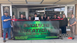 Evolv3d Creations joins the Broken Bow Chamber with ribbon cutting