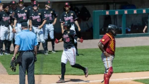 Huskers Dominate USC in Weekend Sweep