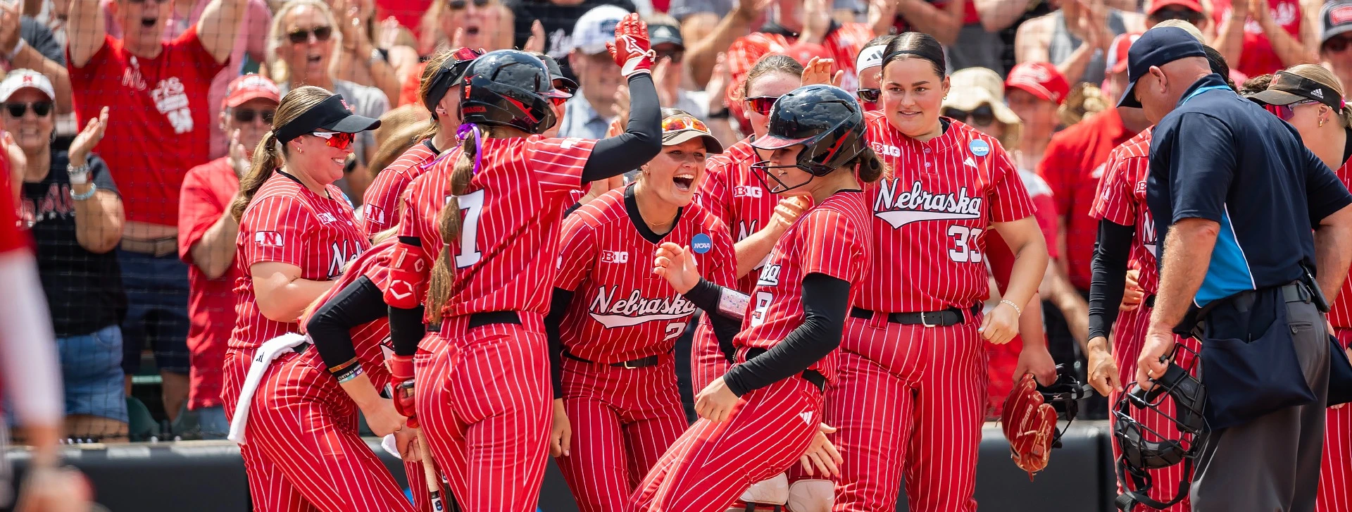 Nebraska Softball Advances to Super Regional
