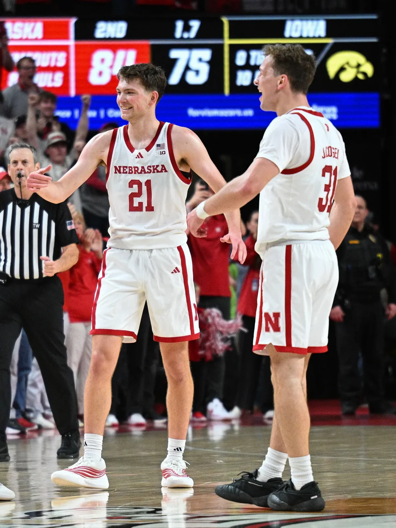 Nebraska Basketball Players Sandfort and Jacobsen Coming to Broken Bow to Help with Youth Camp