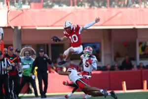 Huskers Sprint Past Terps in Second Half